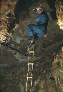 rmr table mountain cave 1951 halliday