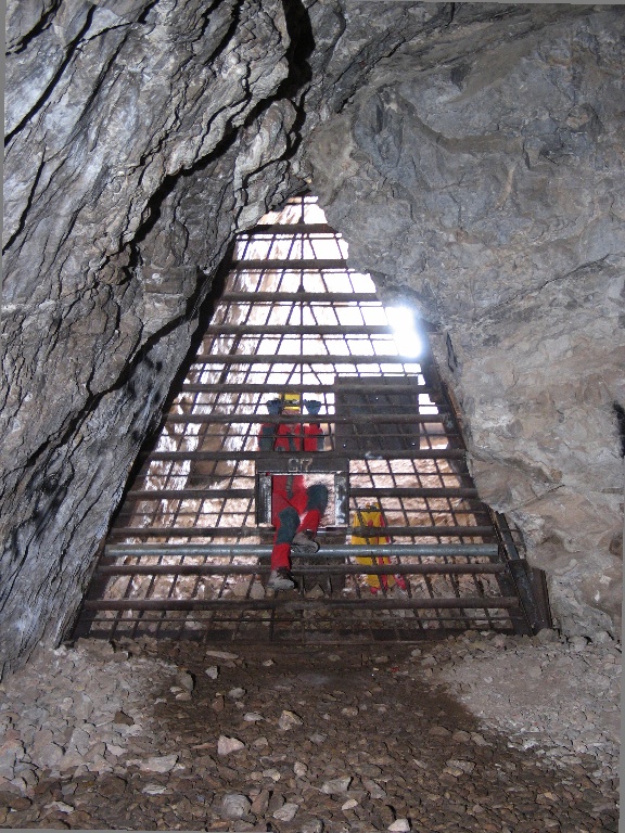 Caves You Can Visit spirit mountain caverns gate